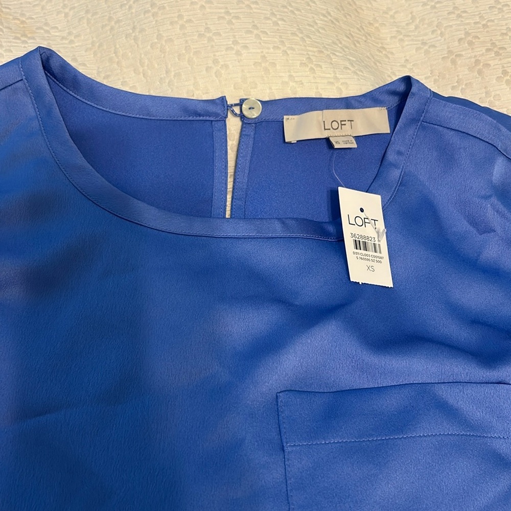 Women’s LOFT size XS blouse